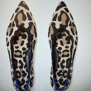 Brand new with box Rothy’s the point ll flat